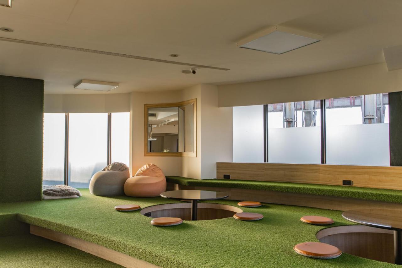 Hub Hotel - Songshan Airport Branch Taipei Exteriör bild
