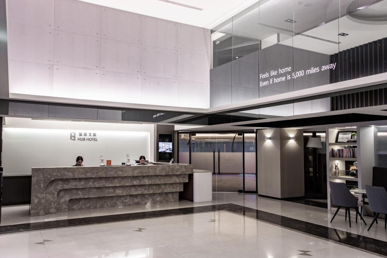 Hub Hotel - Songshan Airport Branch Taipei Exteriör bild