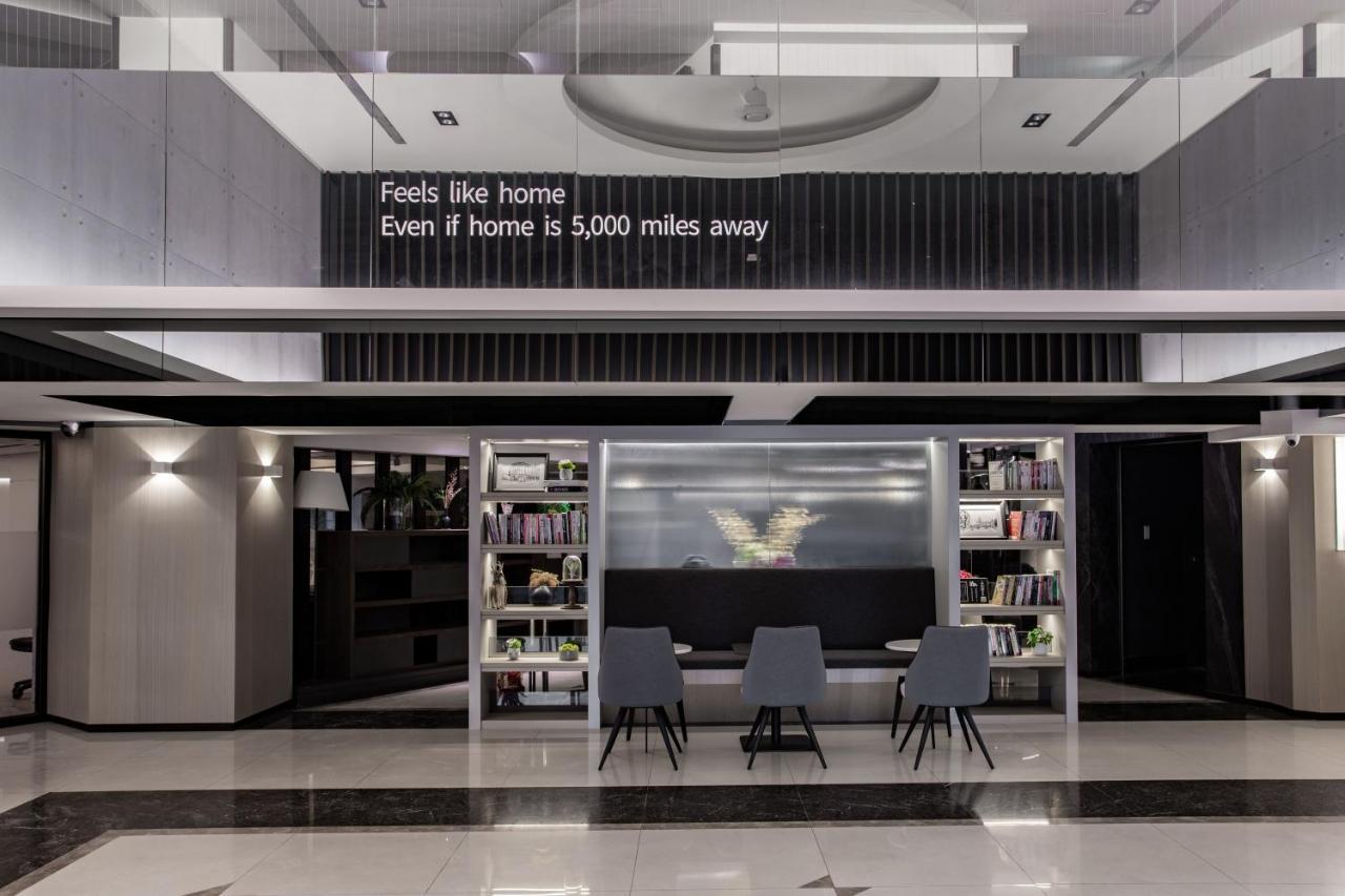 Hub Hotel - Songshan Airport Branch Taipei Exteriör bild