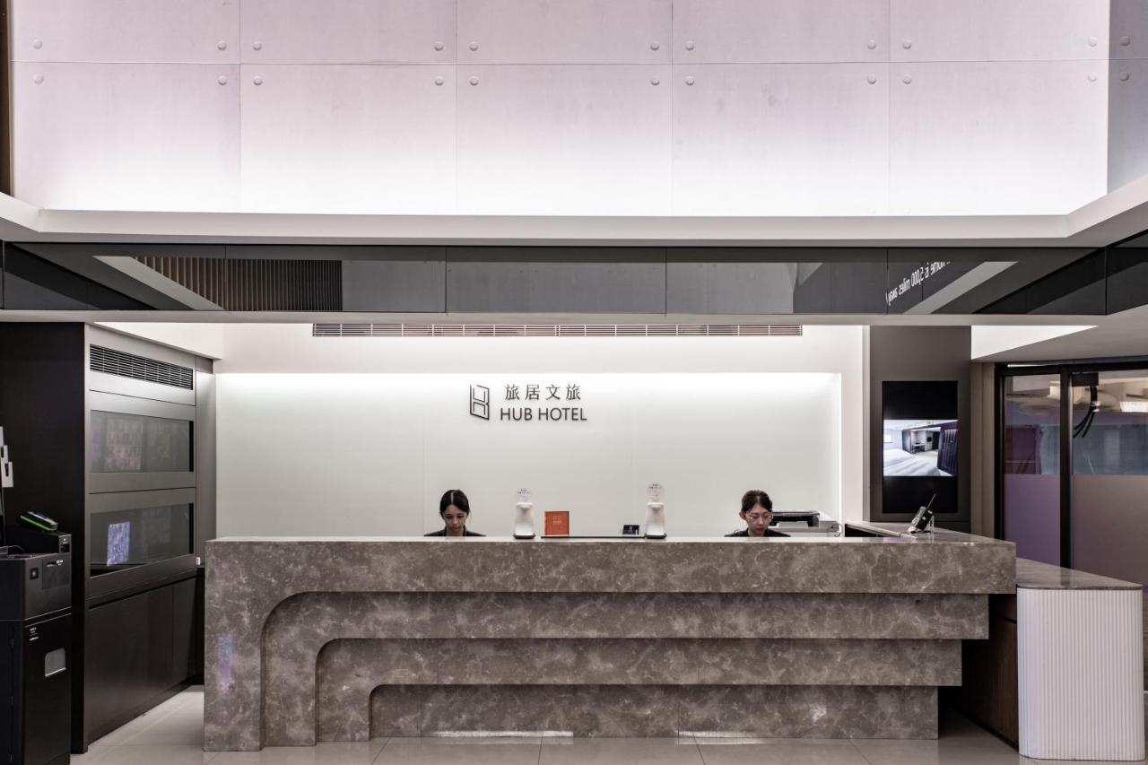 Hub Hotel - Songshan Airport Branch Taipei Exteriör bild